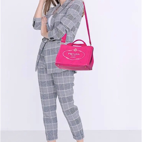 Prada Canapa in peonia color 100% authentic - Picture 3 of 17